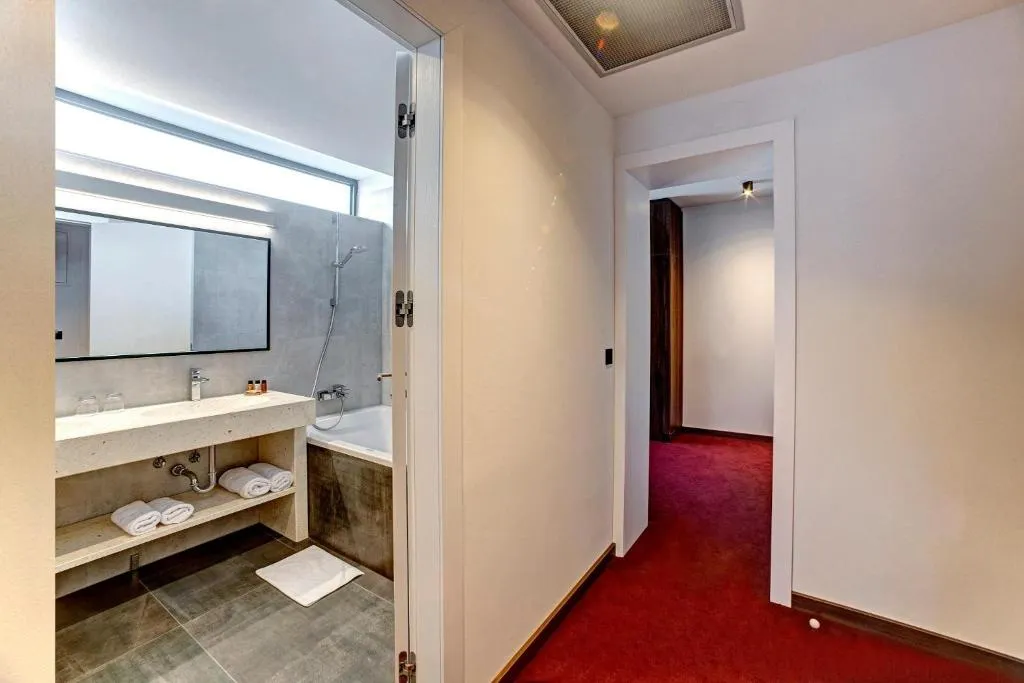 FAMILY ROOM WITH BALCONY Room, Hotel Scala, Split