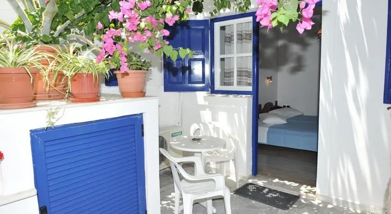 Room, Proteas Hotel, Santorini