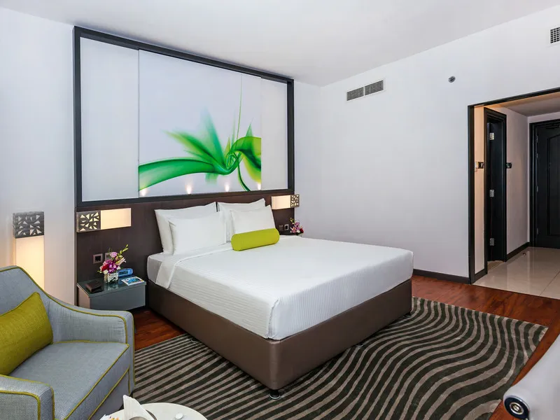 SINGLE DELUXE Room, Howard Johnson Plaza by Wyndham Dubai Deira, Dubai