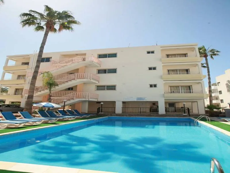 Pool, New York Plaza Hotel Apartments, Cyprus