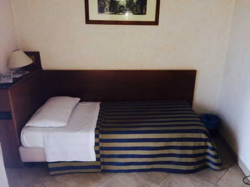 SINGLE STANDARD Room, Park Imperatore Adriano, Rome