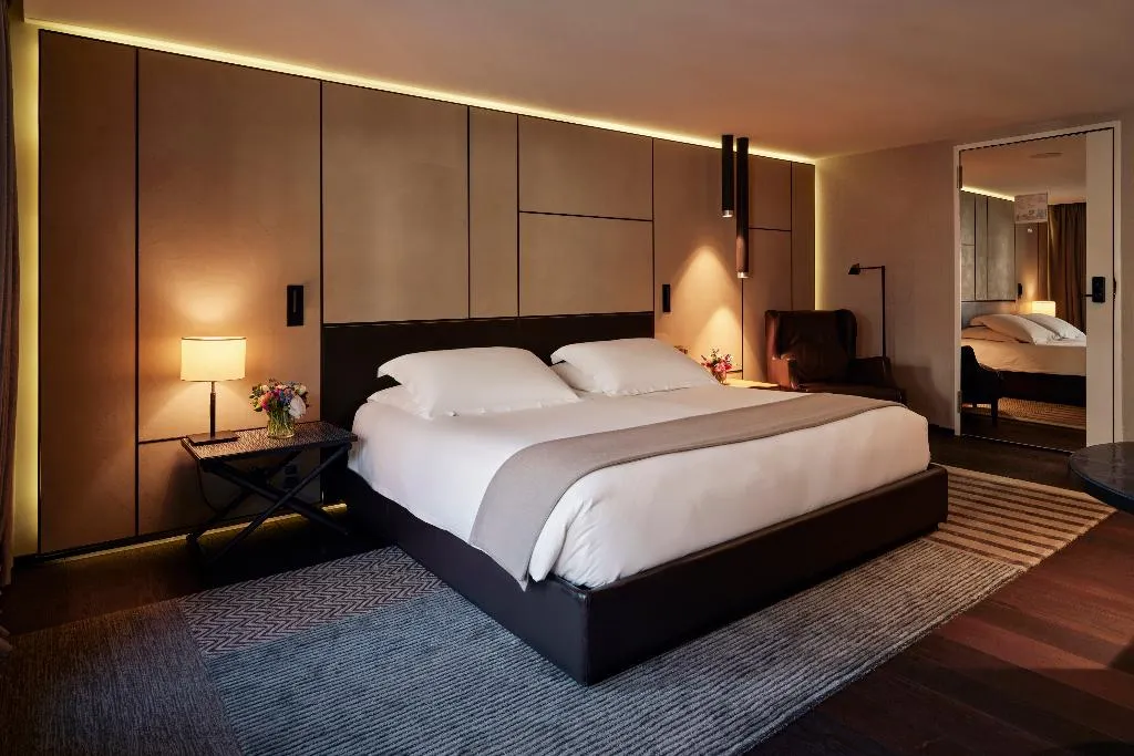 Double or Twin DELUXE PREMIER Room, Mandarin Oriental Conservatorium, Amsterdam, Amsterdam
