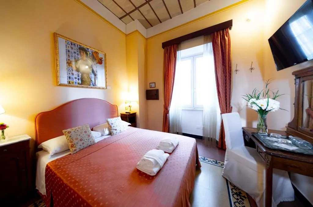 QUADRUPLE STANDARD Room, Casa de' Fiori Biscione, Rome