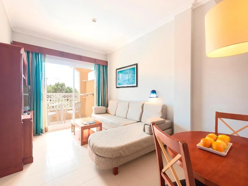 Room, Green Garden, Majorca