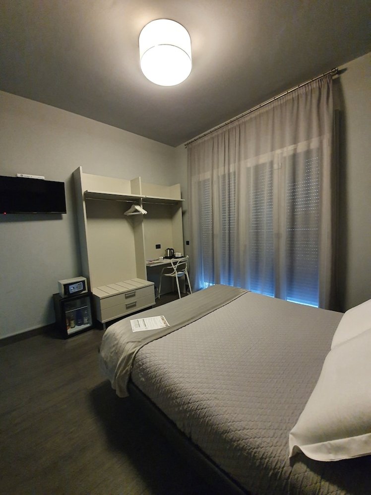 Alma Hotel, Palermo