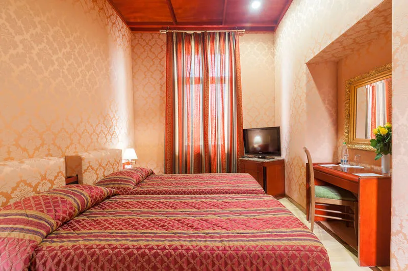 TWIN STANDARD Room, Hotel Galles, Rome