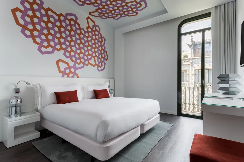 DOUBLE WITH BALCONY Room, Room Mate Carla, Barcelona, Barcelona
