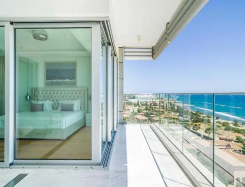 APARTMENT DELUXE TWO BEDROOM Room, The Tower at St Raphael Resort, Cyprus