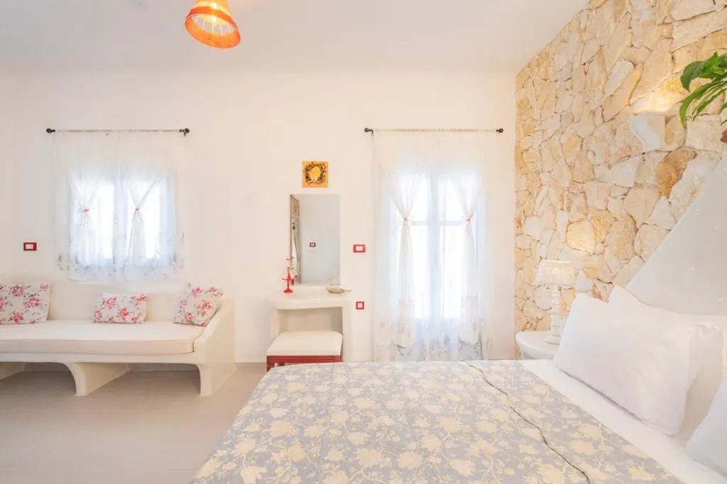 VILLA LUXURY Room, Starlight Luxury Seaside Villa & Suites, Santorini