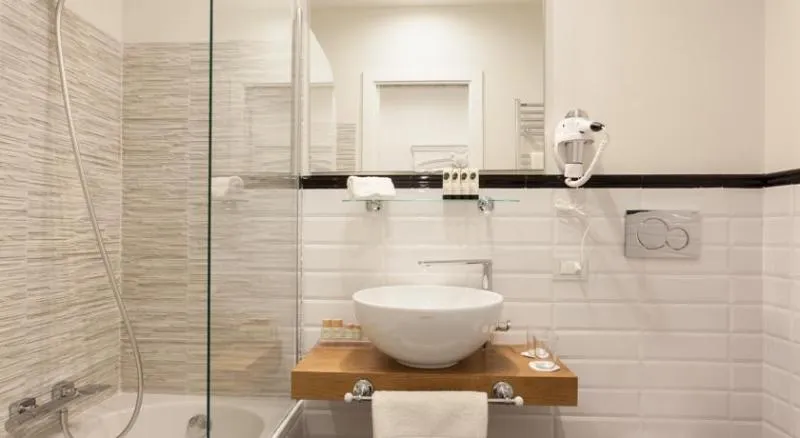 Room, Relais Monti, Rome