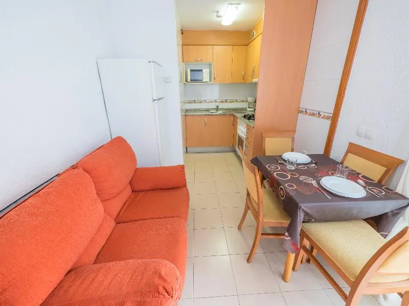 APARTMENT CAPACITY 4 ONE BEDROOM Room, Apartaments AR Isern, Costa Brava