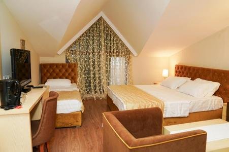 Vila Arber Hotel, Kavaje