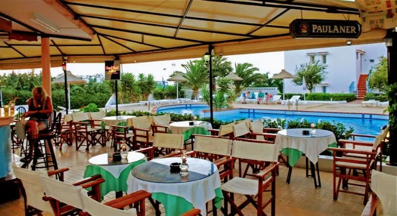 Restaurant, Golden Dream Apartments, Crete