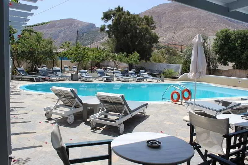 Pool, Alia, Santorini