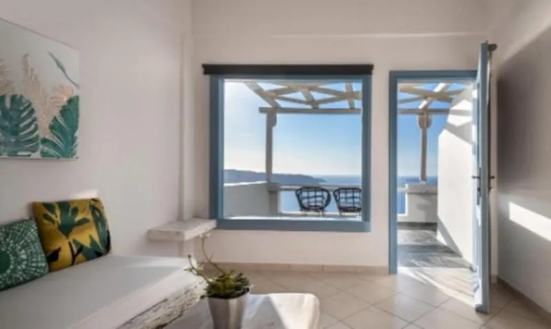DOUBLE CAPACITY 2 ONE BEDROOM Room, Athermi Suites, Santorini