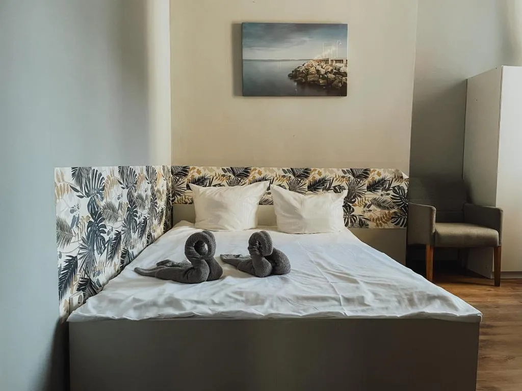 DOUBLE ECONOMY Room, Central Sopot, Gdansk
