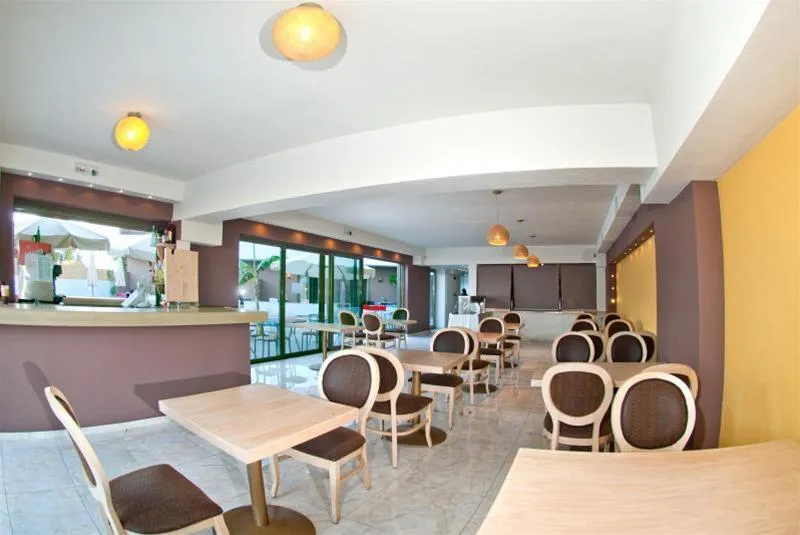 Lobby, Stella Katrin, Crete