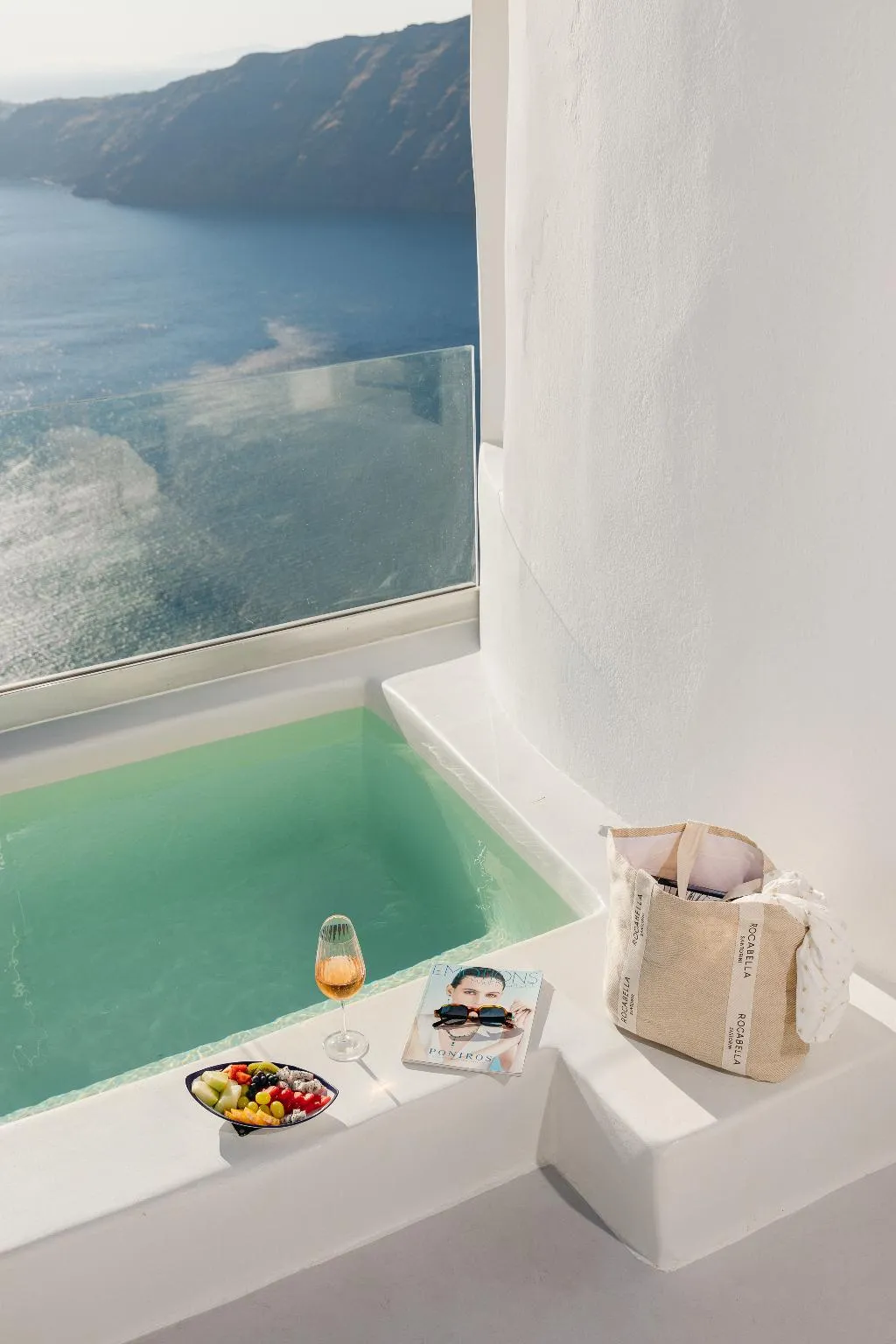 SUITE WITH VIEWS Room, Rocabella Santorini Hotel & Spa, Santorini