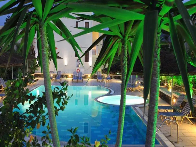 Pool, Castro, Santorini