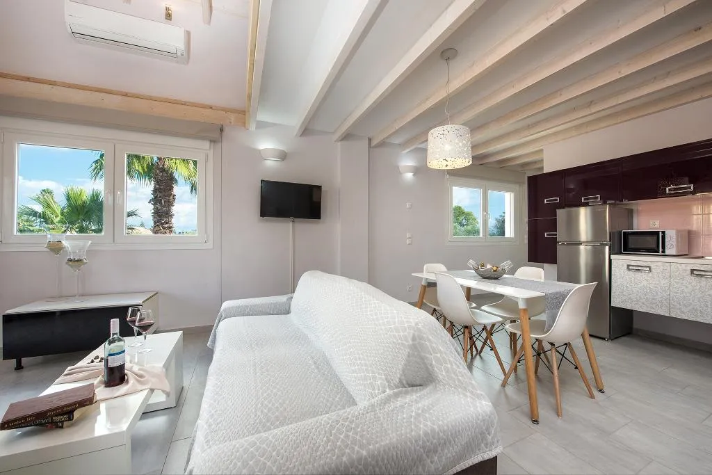 SUITE POOL VIEW Room, Kavos Plaza, Corfu