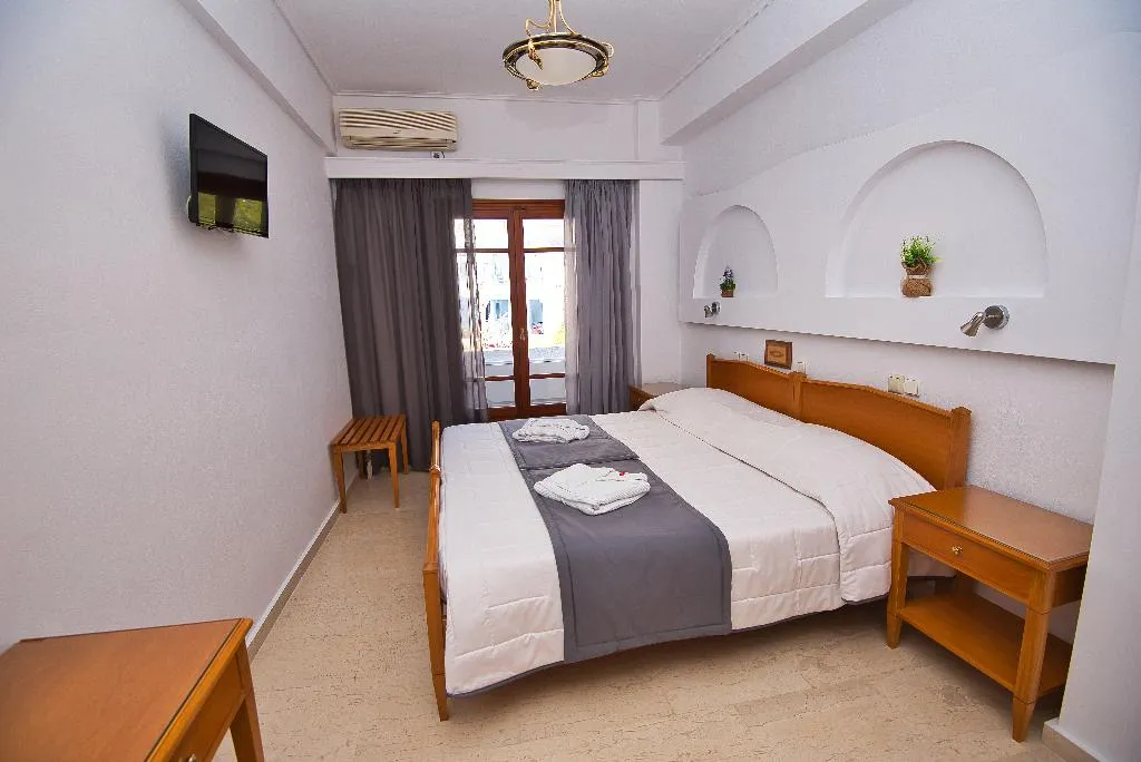 Double or Twin STANDARD Room, Irini's Rooms Fteoura, Santorini
