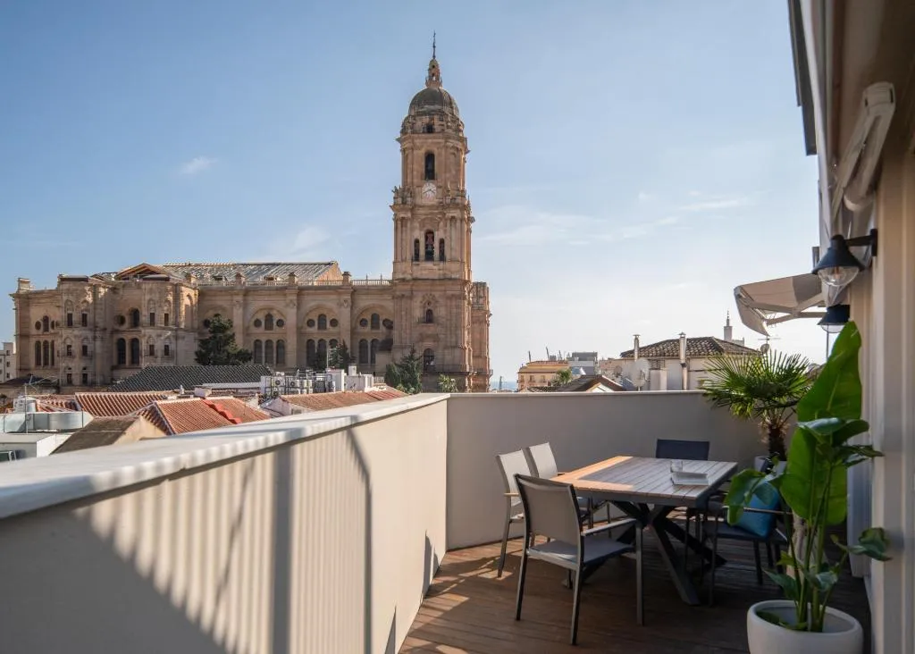 APARTMENT DELUXE TWO BEDROOM Room, Libere Malaga Plaza Del Siglo, Costa Del Sol