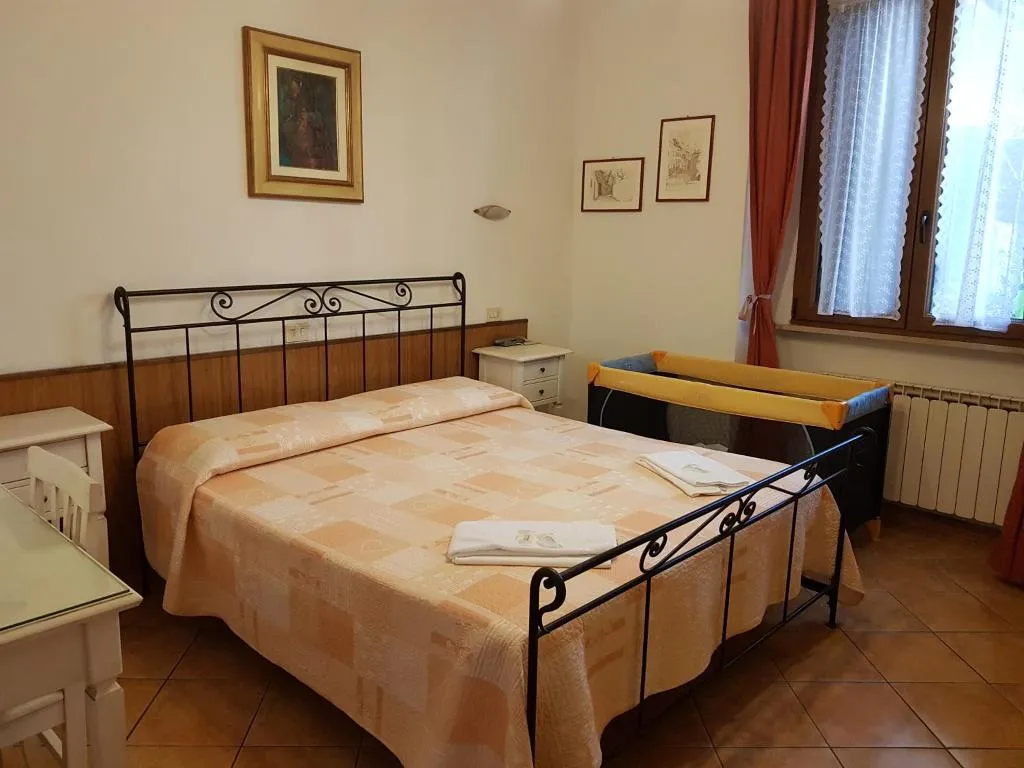 DOUBLE SUPERIOR Room, Albergo Sonia, Florence