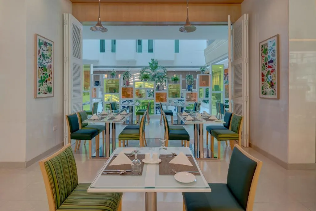 Restaurant, Al Khoory Atrium Hotel  - Al Barsha, Dubai