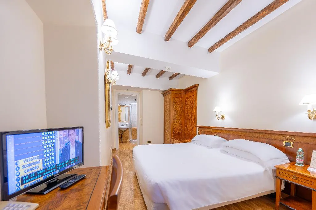 Double or Twin STANDARD Room, Hosianum Palace, Rome