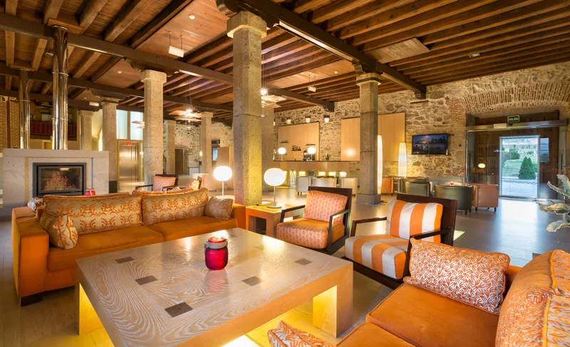 Lobby, Puerta de Gredos, Madrid