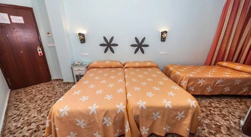 TRIPLE STANDARD Room, Las Margaritas, Costa De La Luz