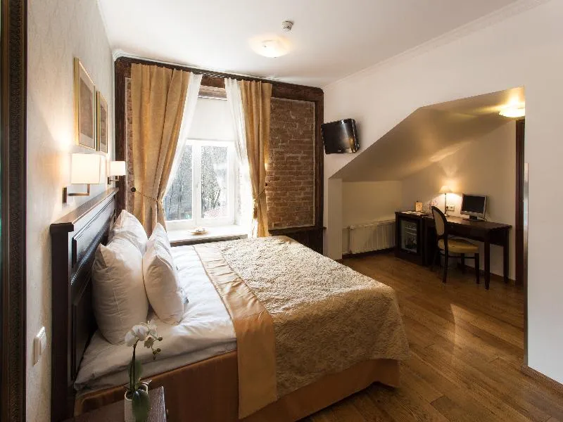 Double or Twin STANDARD Room, Von Stackelberg Hotel Tallinn, Tallinn