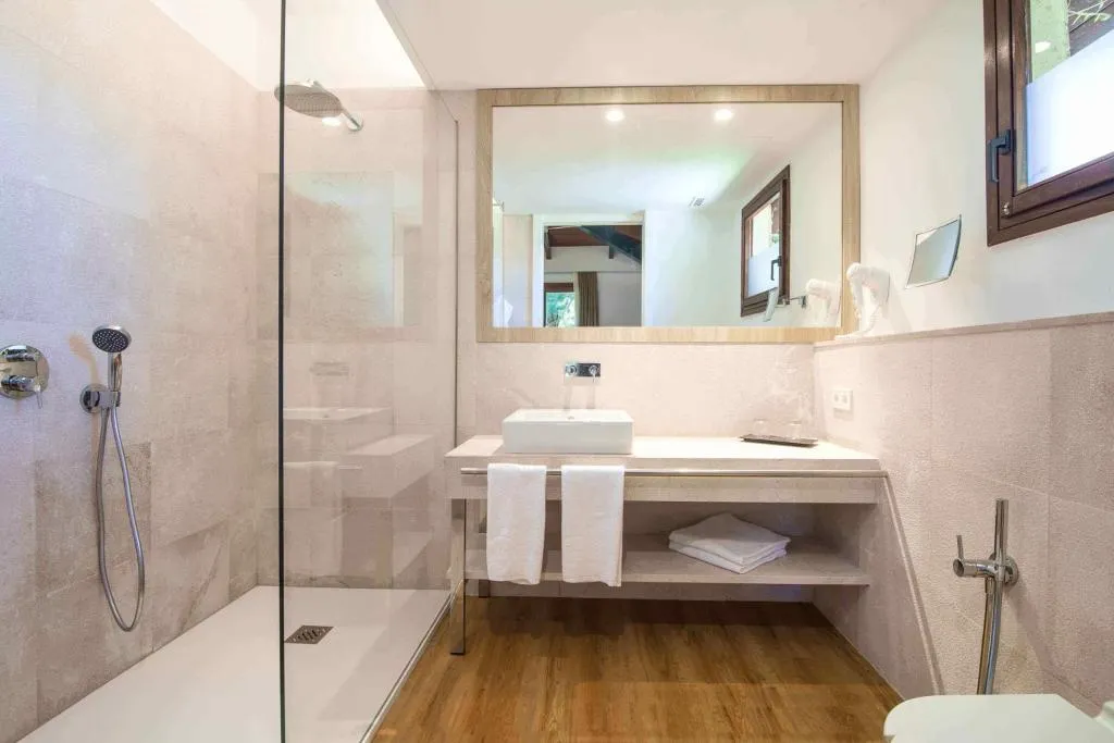Room DELUXE Room, PortBlue Club Pollentia Resort & Spa, Majorca