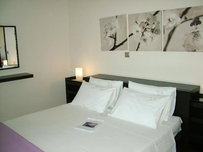 Room, Sugar & Almond, Corfu