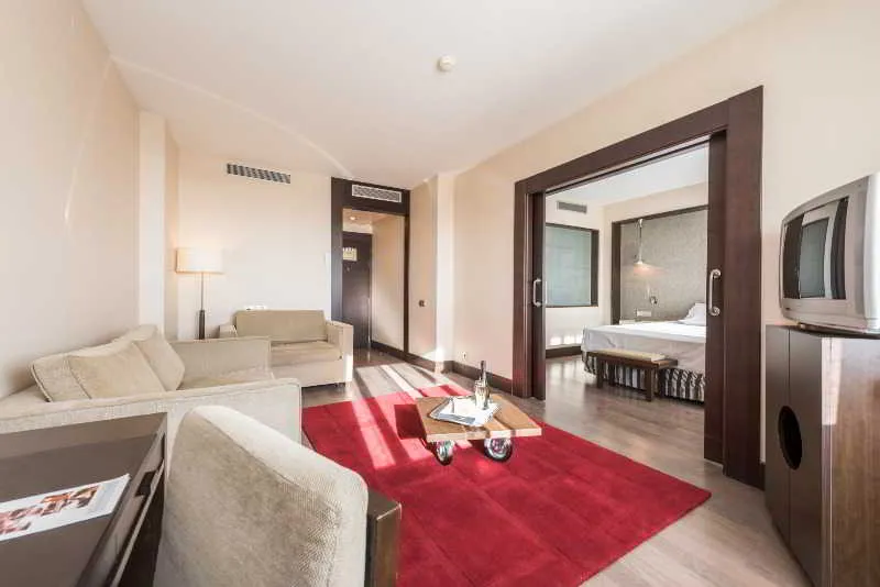 Room, Mercader, Madrid