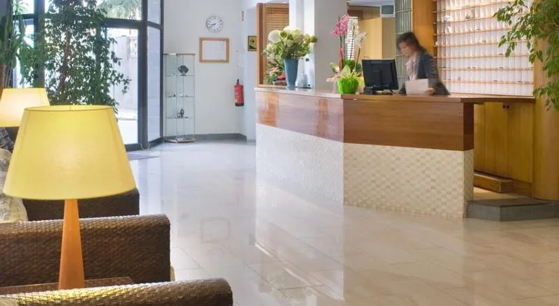 Lobby, Mercé, Costa Brava