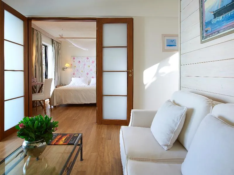 SUITE WITH PRIVATE POOL Room, St Nicolas Bay Resort Hotel & Villas, Crete