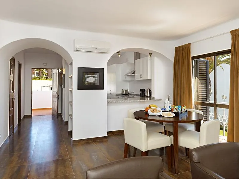 APARTMENT TWO BEDROOMS Room, São Rafael Holidays, Algarve