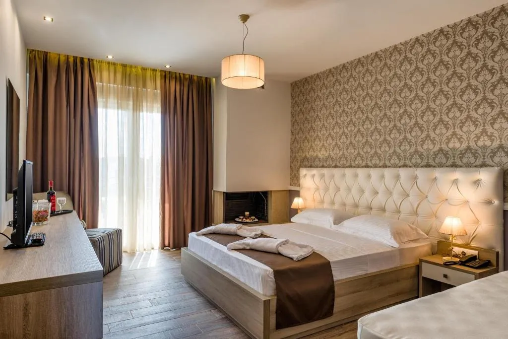 TRIPLE DELUXE Room, Lagaria Hotel, Thessaloniki