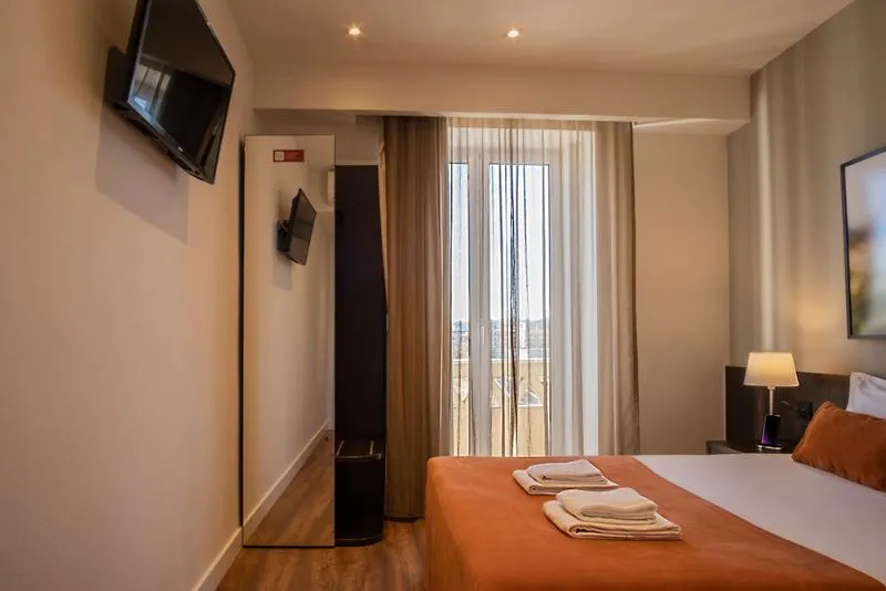 DOUBLE BASIC Room, Riversuites, Porto