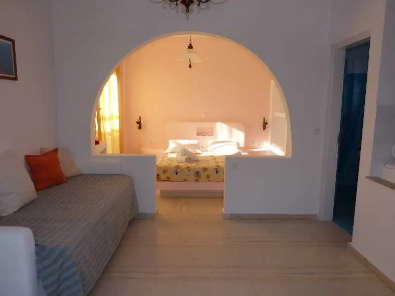 Room, Aparthotel Black Sand, Santorini
