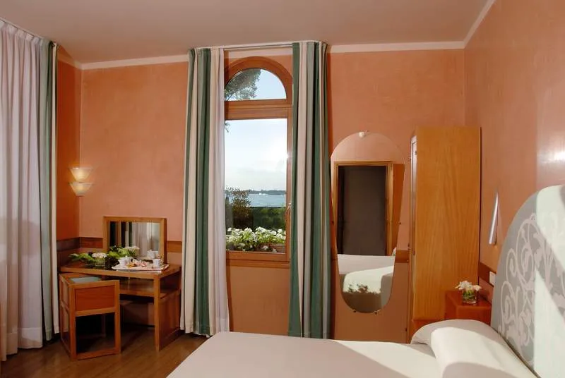DOUBLE SUPERIOR Room, Villa Mabapa, Venice