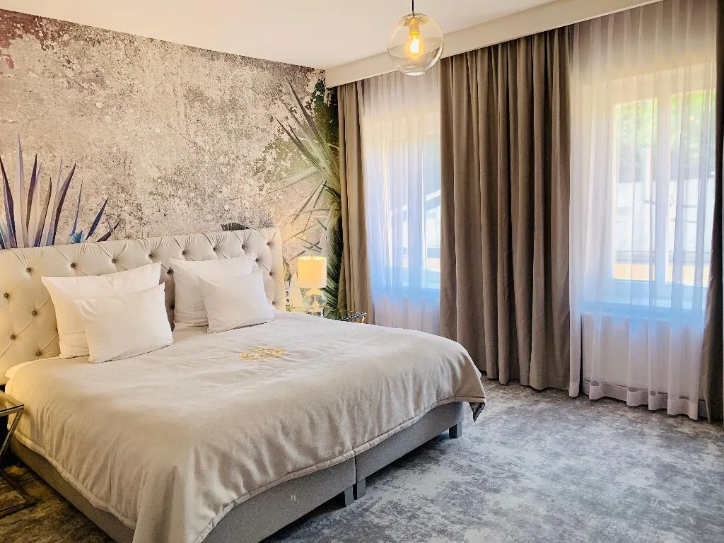 DOUBLE STANDARD Room, Szewska 22 Boutique, Krakow