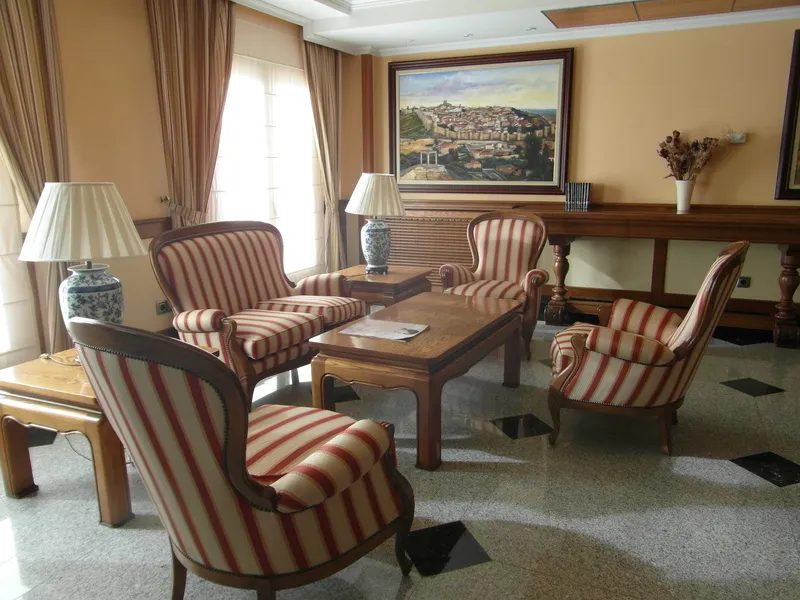 Lobby, Dos Castillas, Madrid