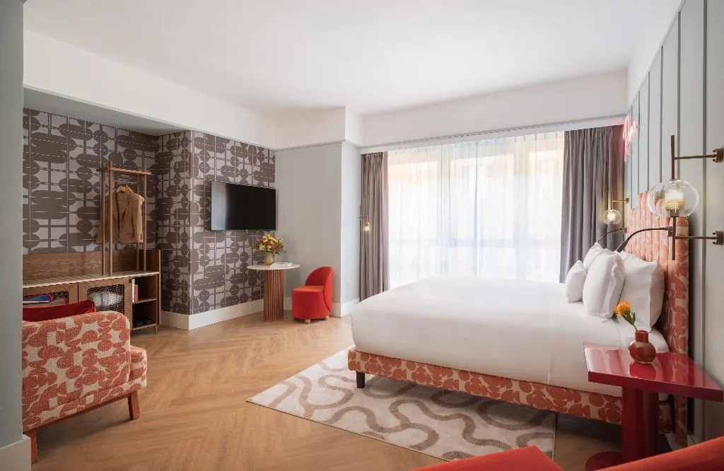 SUITE CAPACITY 4 Room, NYX Rome, Rome