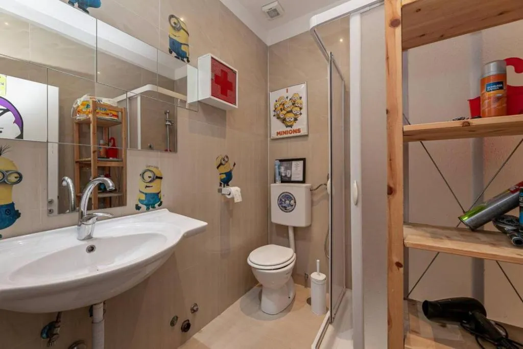 QUADRUPLE Shared external bathroom Room, Comics Guesthouse, Rome