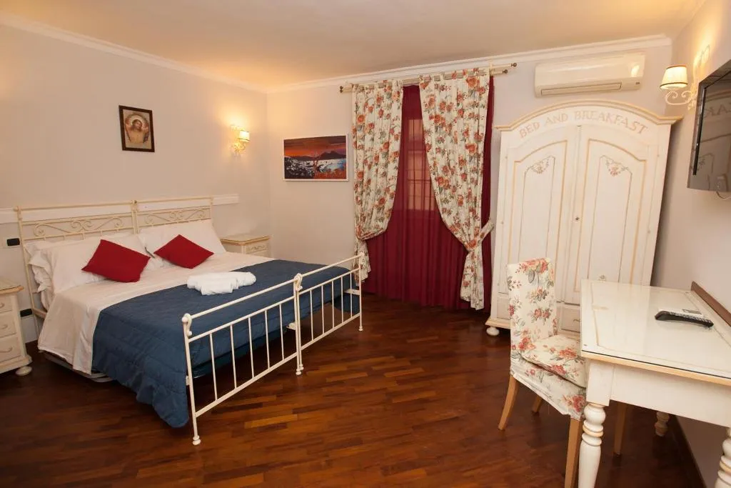 DOUBLE STANDARD Room, Hotel Ausonia, Naples