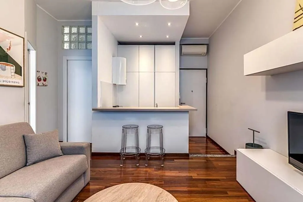 DOUBLE STANDARD Room, 43 Station Hotel, Milan