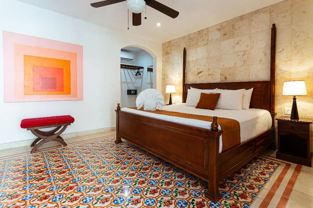 Room DELUXE ONE BED Room, La Aurora Hotel Colonial, Cancun Area
