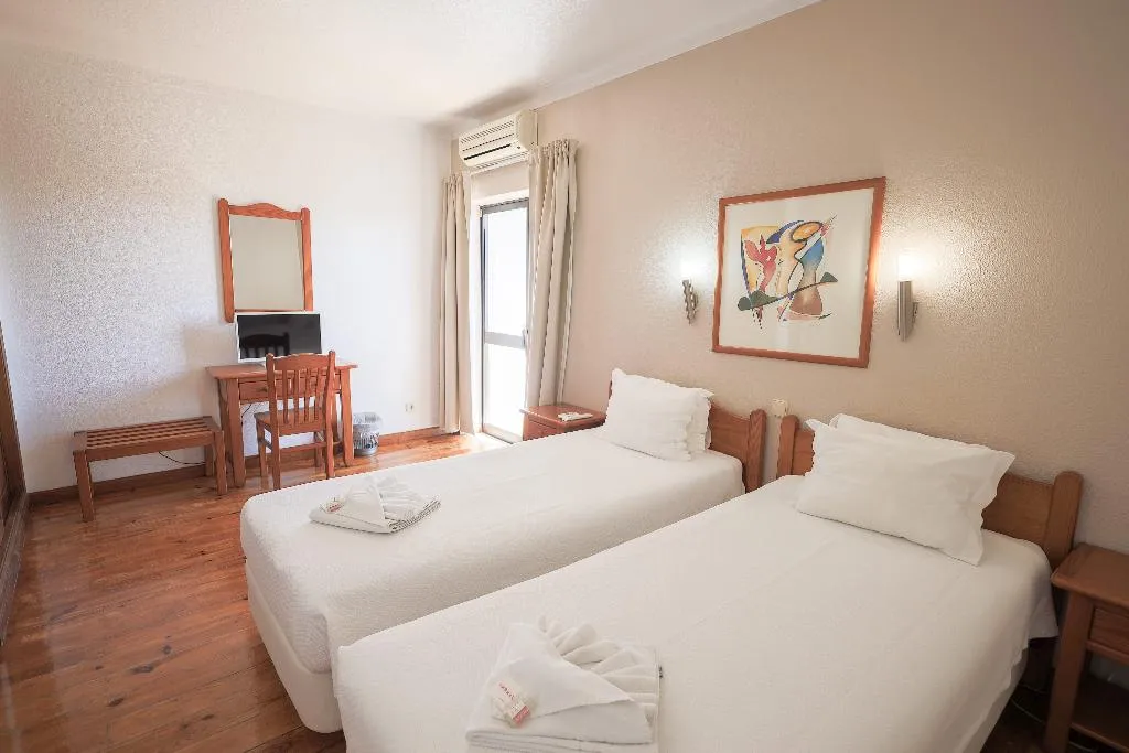 TWIN CLASSIC Room, Portimao Center Hotel by Umbral, Algarve